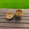 Premium Holz Grinder 4 - tlg Walnuss – Magnetverschluss – Raucherzubehör | Gentleman's Selection